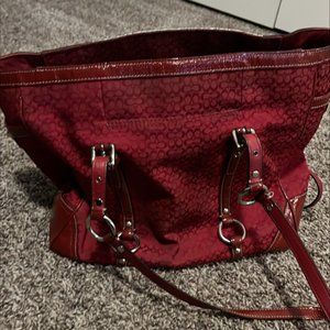 Coach Signature C Monogram Medium Shoulder Bag Crimson Purse